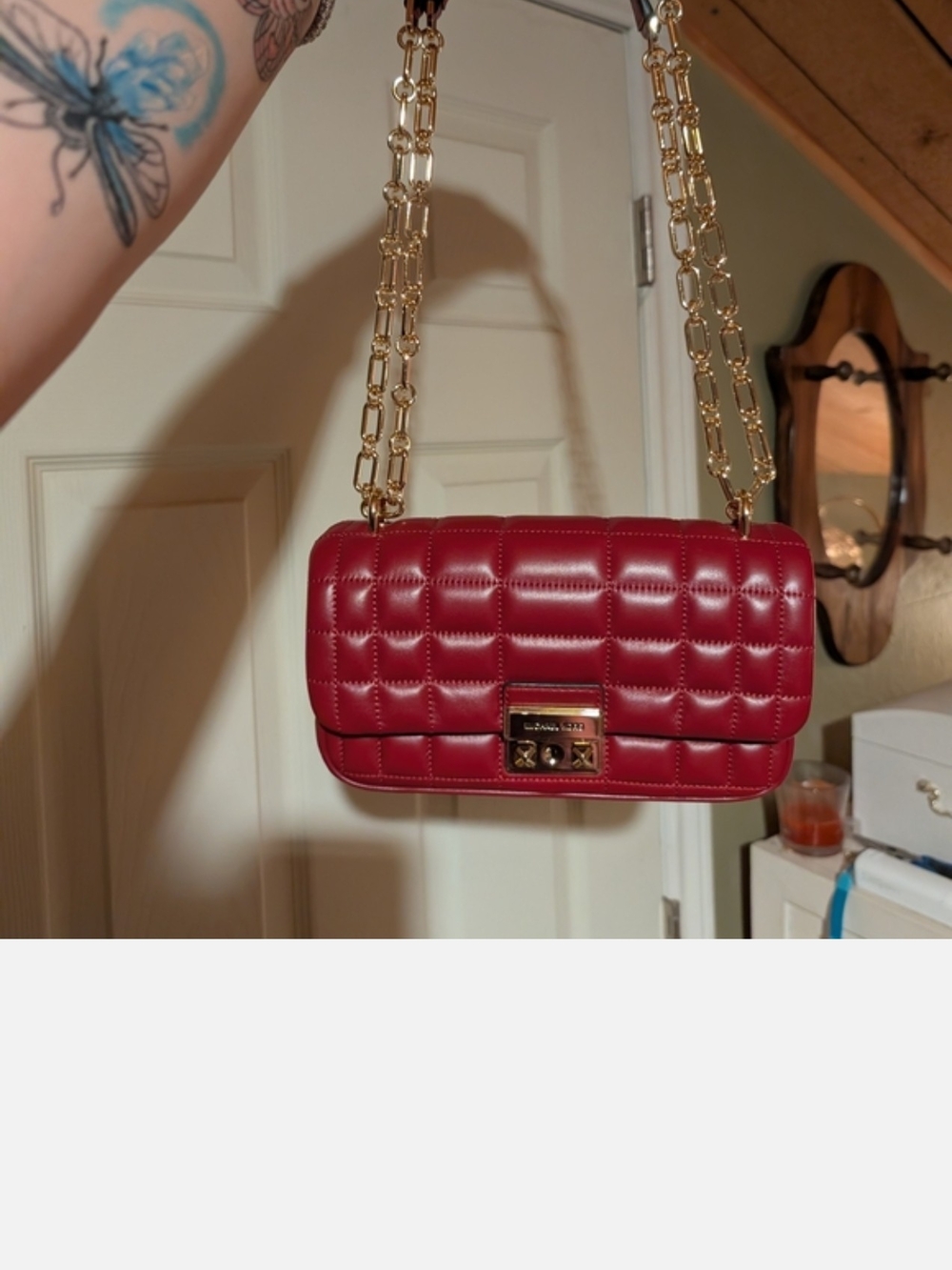 Michael Kors Tribeca quilted leather In red. Crossbody/ Shoulder Bag
